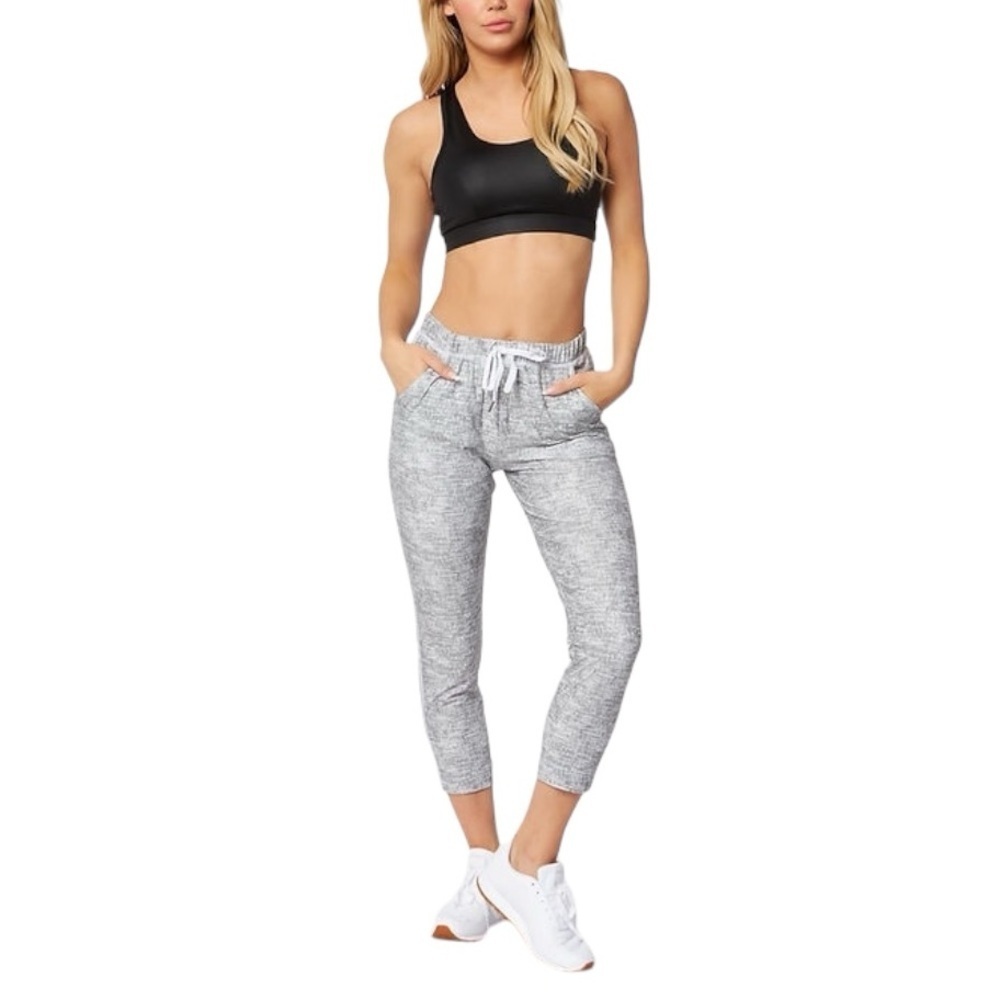 Scorpio Sol Fare Crop Jogger White Distressed Heather. Size Medium.